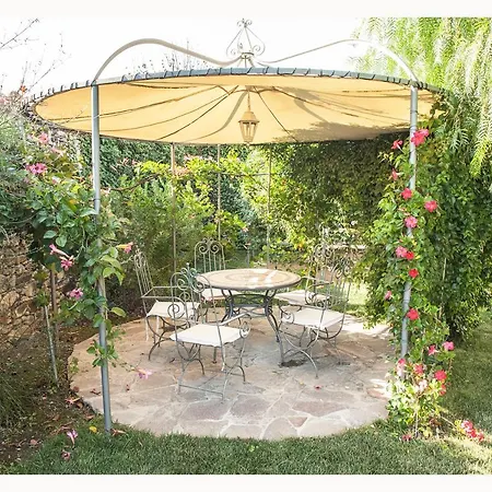 מלון דירות Nel Giardino Di Renzo - Mareri 4*