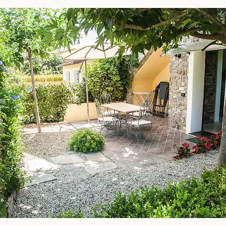 Nel Giardino Di Renzo - Mareri 4* אימפריה