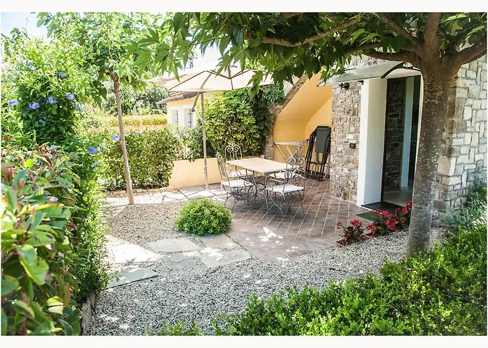 Nel Giardino Di Renzo - Mareri 4* Imperia