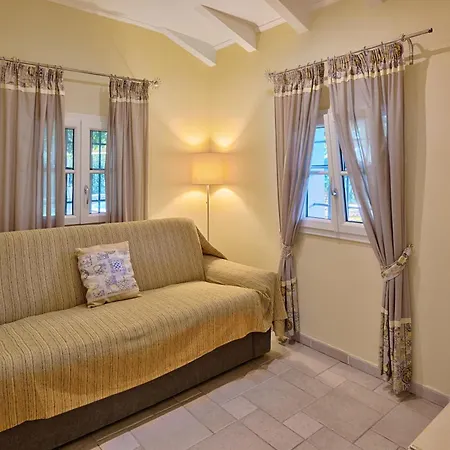 Nel Giardino Di Renzo Apartahotel 4*