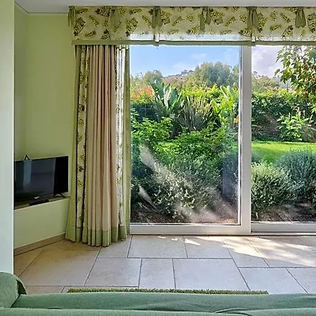 Nel Giardino Di Renzo - Mareri Apartahotel 4*