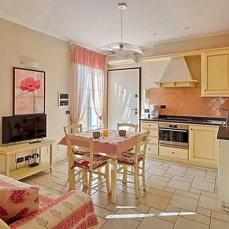 Nel Giardino Di Renzo - Mareri Apartahotel 4*