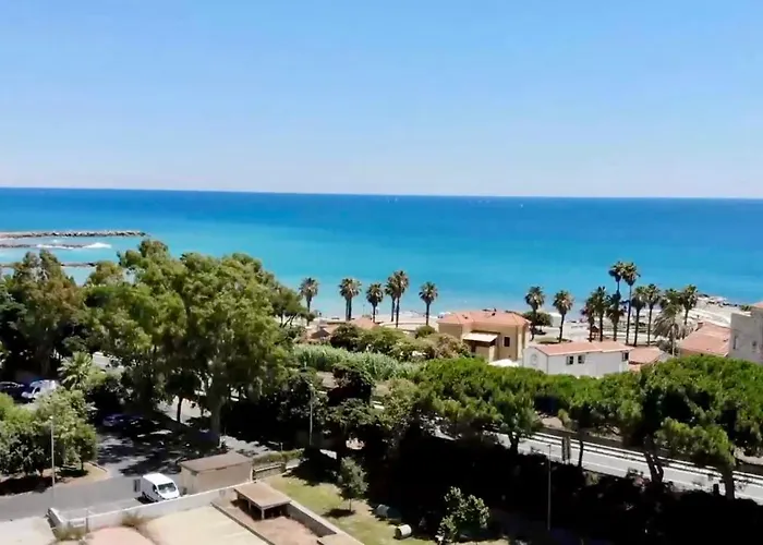 Nel Giardino Di Renzo - Mareri 公寓式酒店 4*