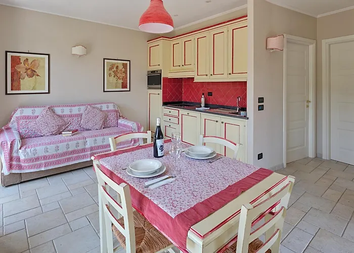 Nel Giardino Di Renzo - Mareri 因佩里亚